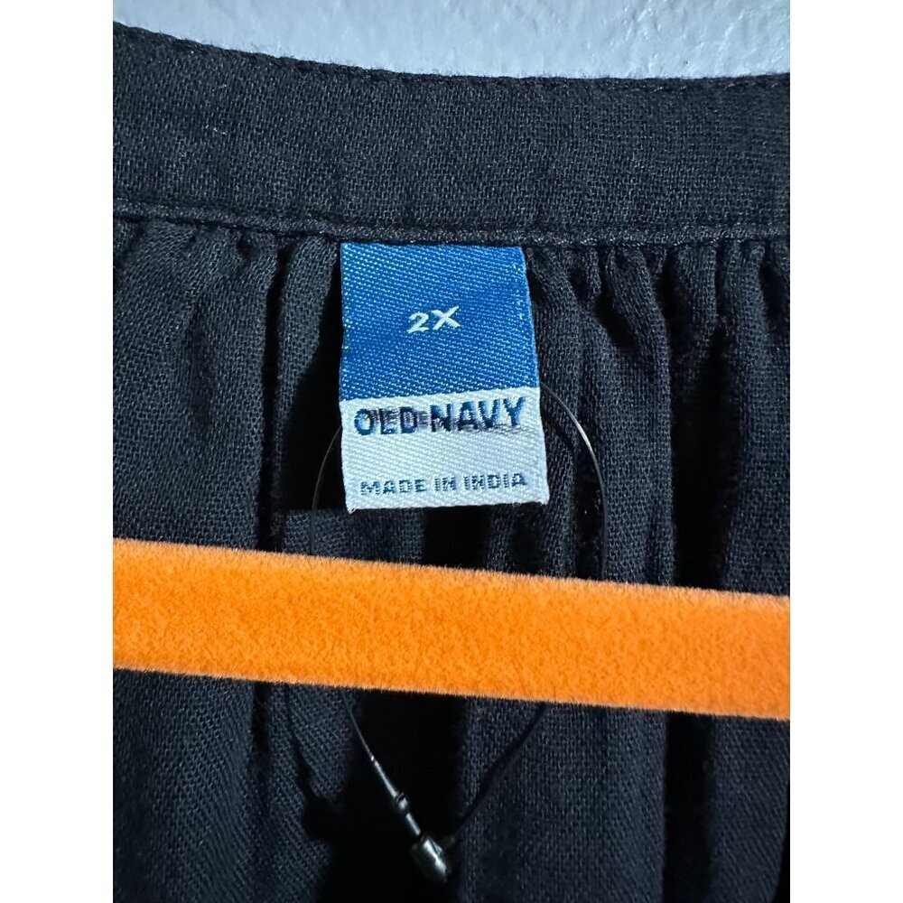 Old Navy Women's Plus Size Top 2X NWOT - Picture 3 of 6